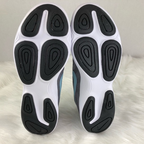 Nike Revolution 4 - Picture 7 of 7